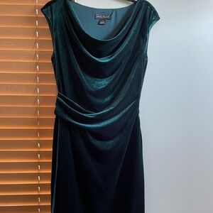 Gorgeous velvet feel dress size 10